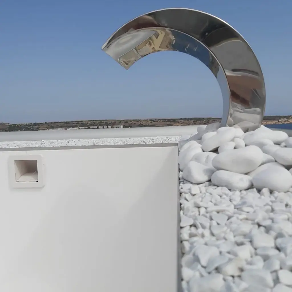 Rooftop Jacuzzi — photo 4