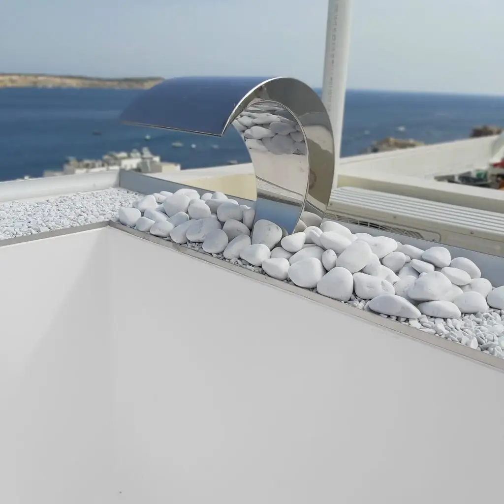 Rooftop Jacuzzi — photo 5
