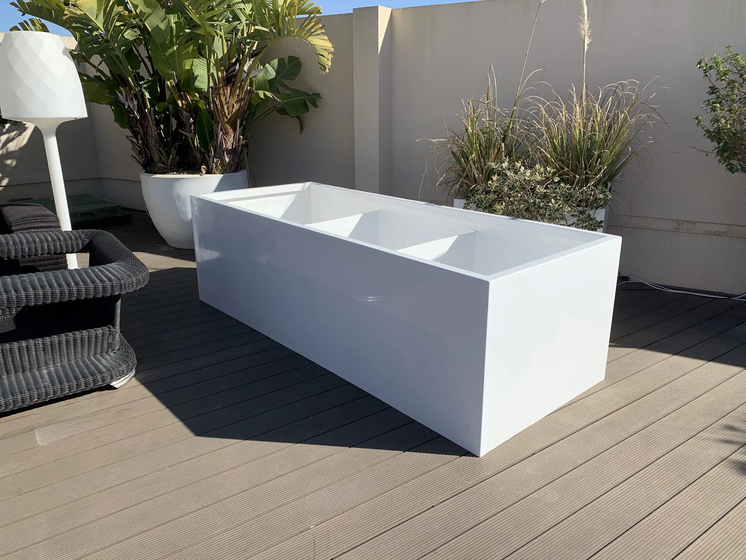 Planter / Trough — photo 2