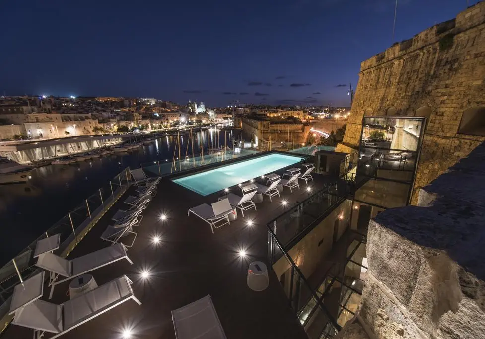The Cugó Gran Macina Grand Harbour Hotel Pool — photo 1