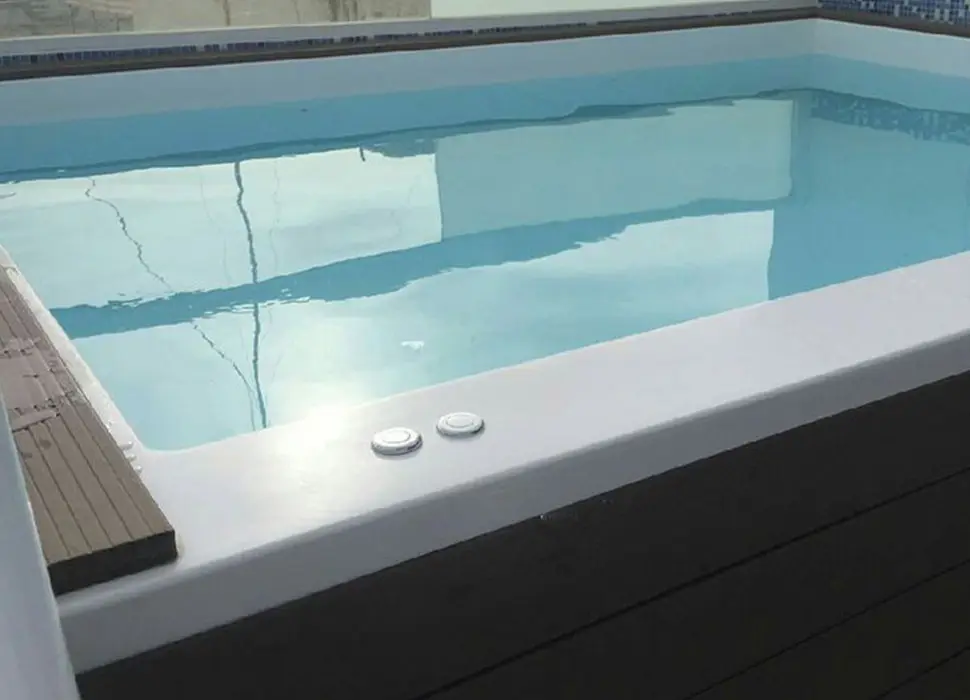Above Ground Pool — photo 1
