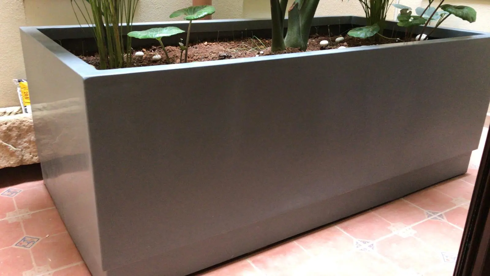 Planter — photo 2
