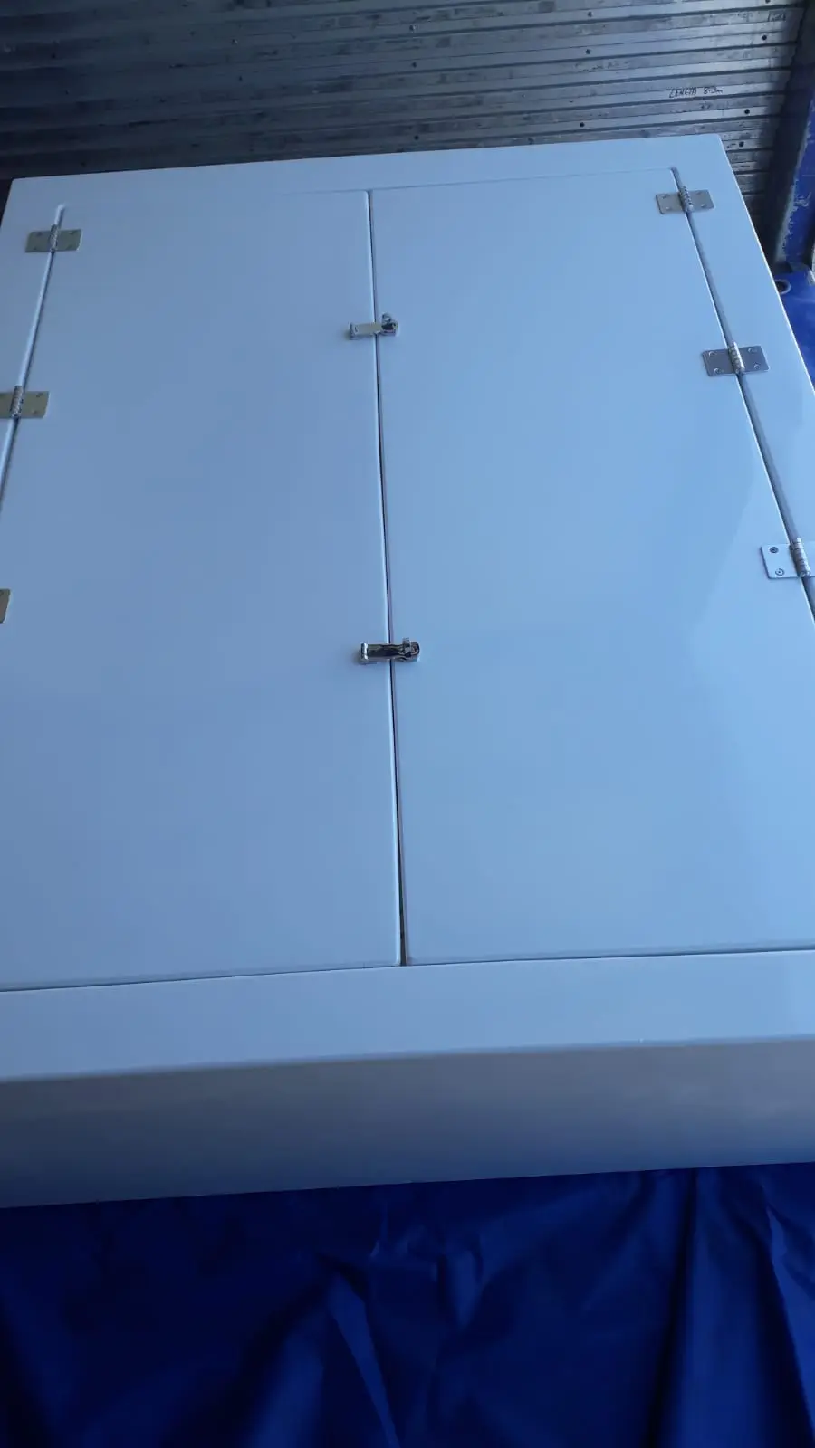Cabinet — photo 1